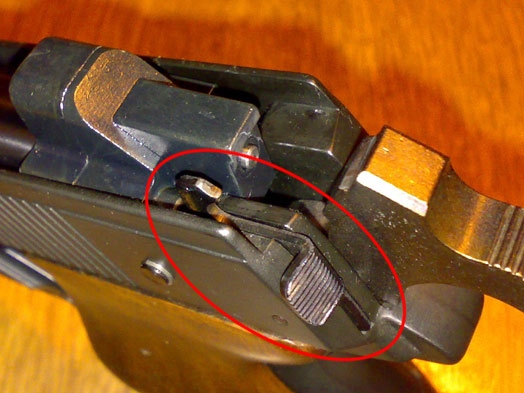 Защелка затвора пистолета Weihrauch HW 75.